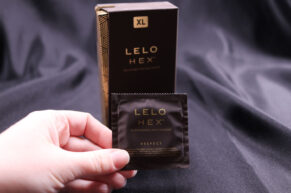 RECENZE kondomů LELO Hex Respect XL, aneb stylovka pro náročné a větší